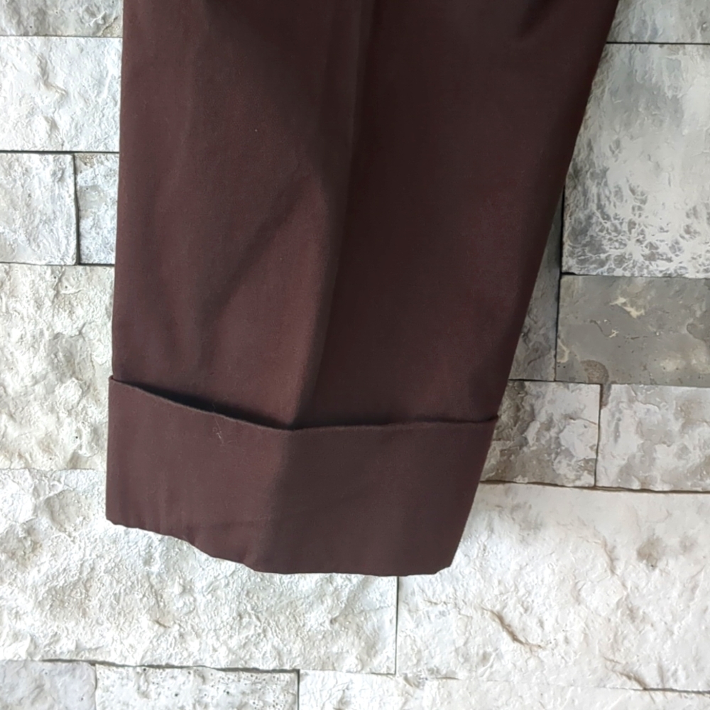 Bandolino Capris Pants Sz 6, Maureen Style Brown Cuffs Comfort Stretch EUC - Picture 5 of 12
